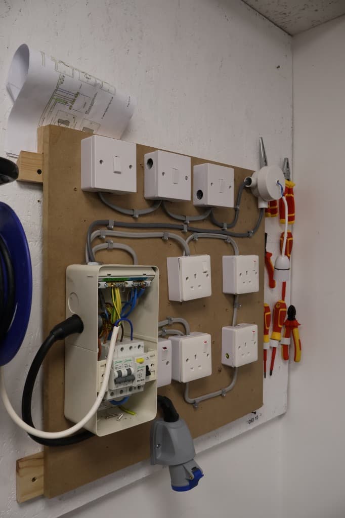 C&G 2365-03 Level 3 Electrical Diploma — Online